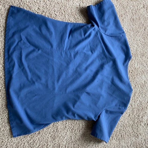 Women's Figs Scrub Top - Picture 3 of 4